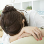 更年期セルフチェック項目一覧 疲れやすい・眠れない・イライラなど体と心のサインを確認